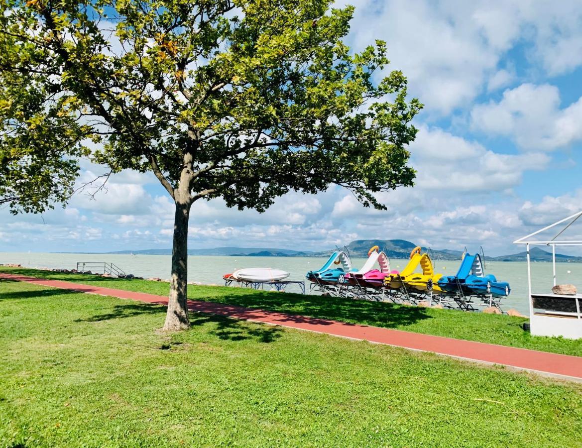 Babvirag Porta Fonyodliget Villa Buitenkant foto